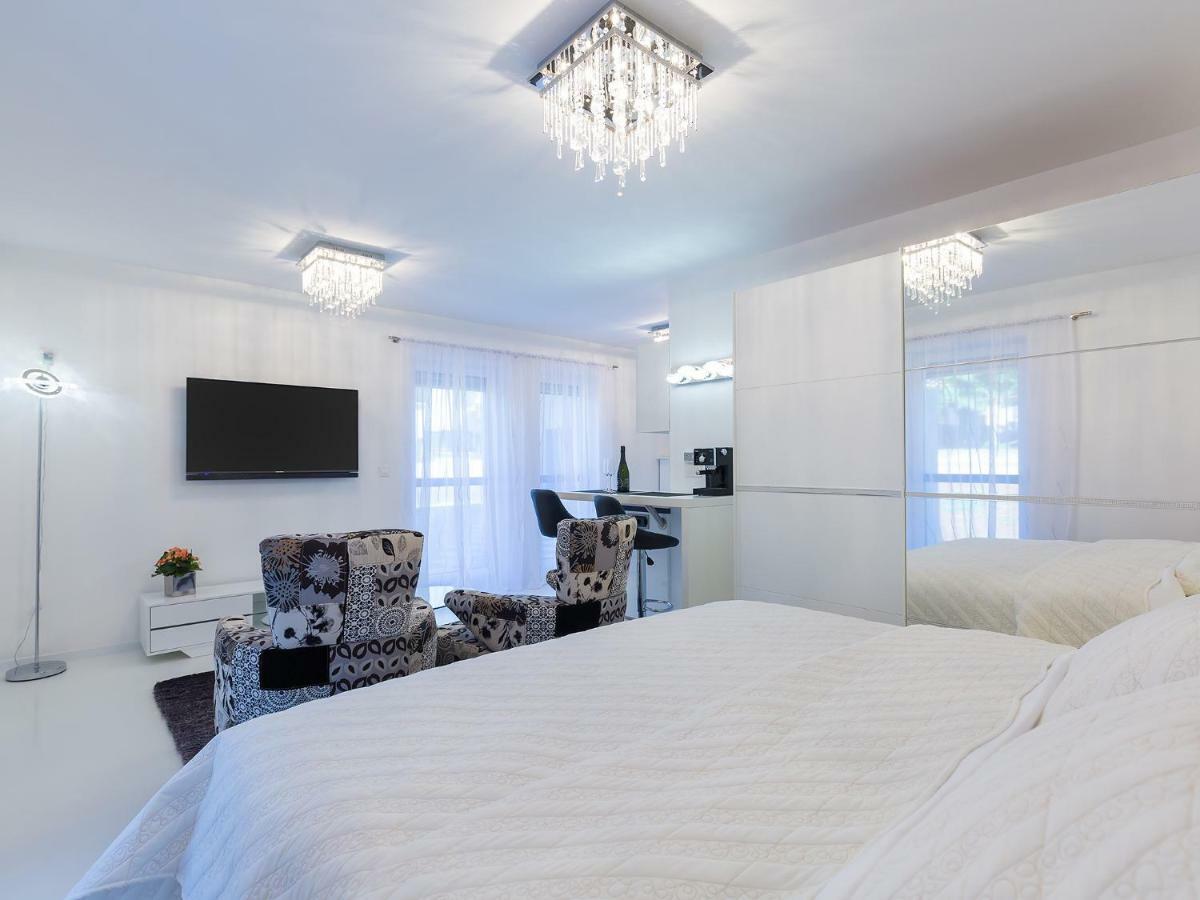 Apartmani Beril Lux Ρόβινι Εξωτερικό φωτογραφία
