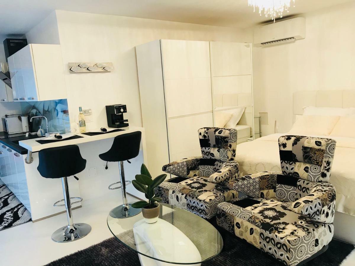 Apartmani Beril Lux Ρόβινι Εξωτερικό φωτογραφία